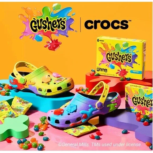 Crocs Gushers Classic Clog 211487 with Jibbitz Unisex Men's 9 Womans 11 NWT